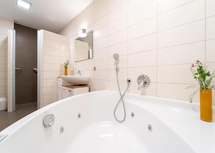 Auerhuhn アパート