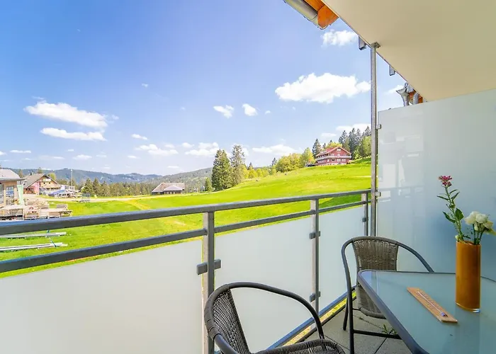 アパート Auerhuhn