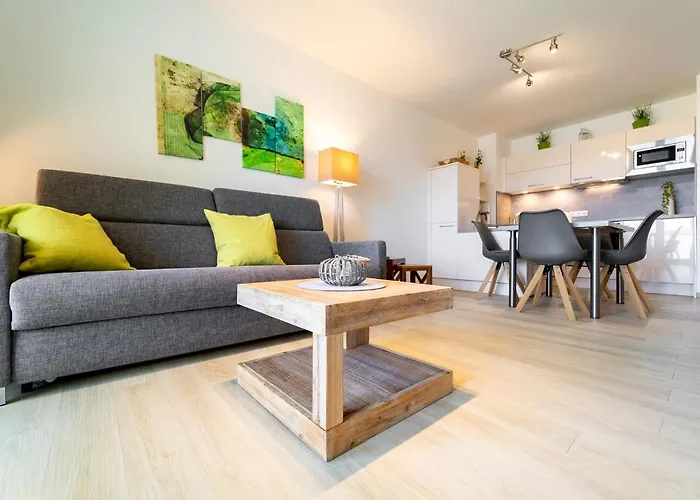 Auerhuhn アパート *