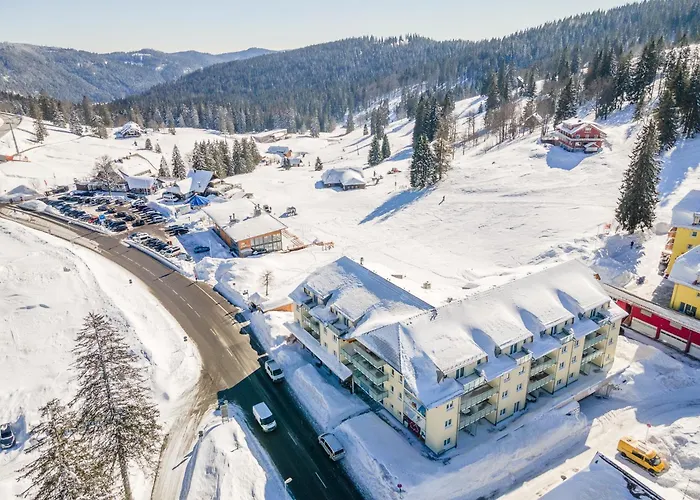 Auerhuhn アパート *